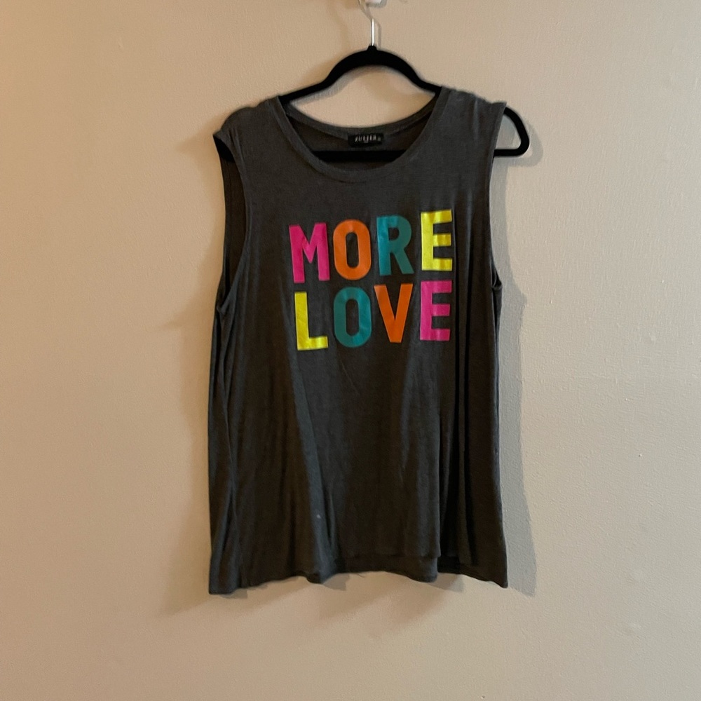Graphic Tank